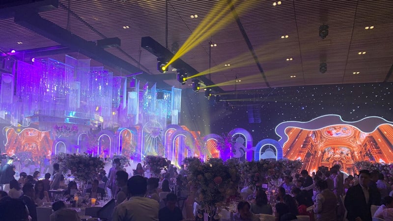 marriage led display