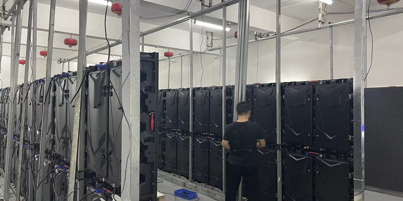installation of MA960 Outdoor LED displays