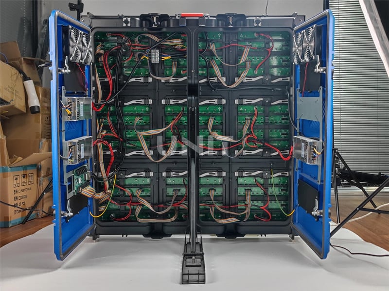 MA960 back view (2)