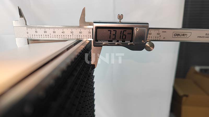 thickness of es960