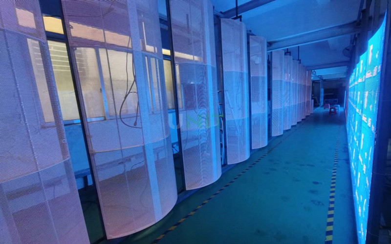 curved transparent led display (2)