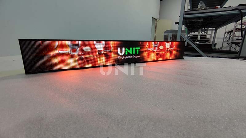 UNIT LED shelf screen (2)