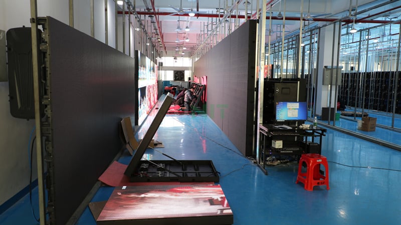 led screen aging test