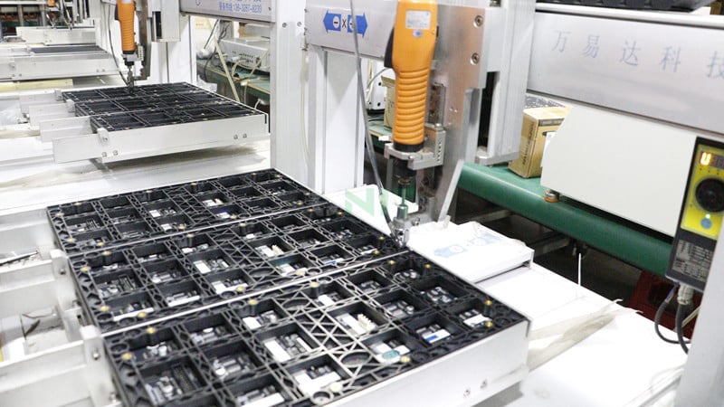 led screen manufacturing (2)
