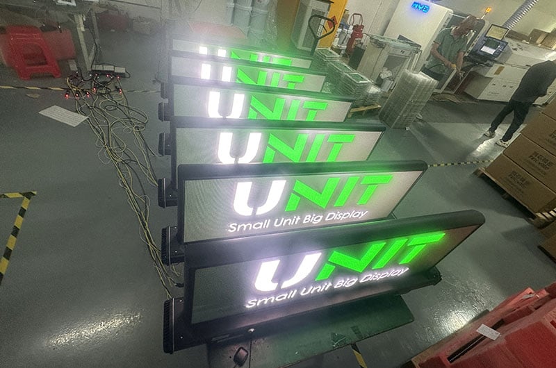 taxi-top-LED-screen-(2)