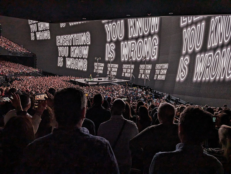 las-vegas-ball-screen-inside