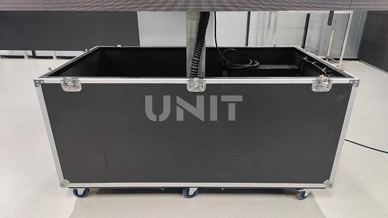 ML10 LED trailer flight case (3)