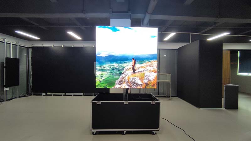 ML10 Mobile LED Screen Trailer-front view (5)