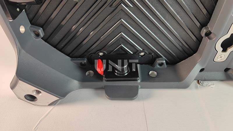 bottom details