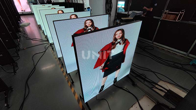 1000x250mm LED poster aging test (1)