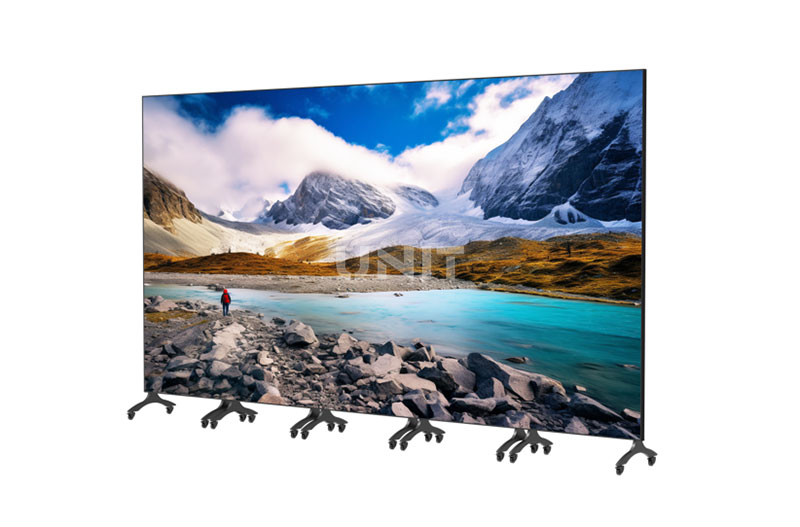 Multi-screen-seamless--splicing-of-LC70