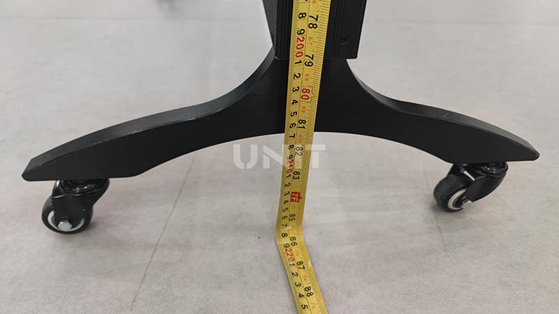 double-sided LC70 led poster height
