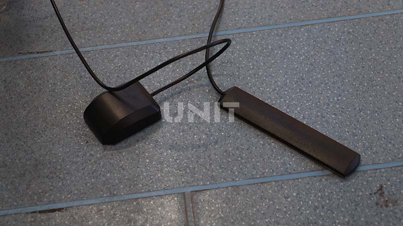 GPS positioning and wifi antenna