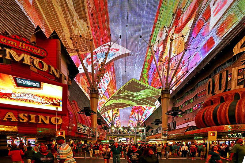 experience-fremont-street-las-vegas