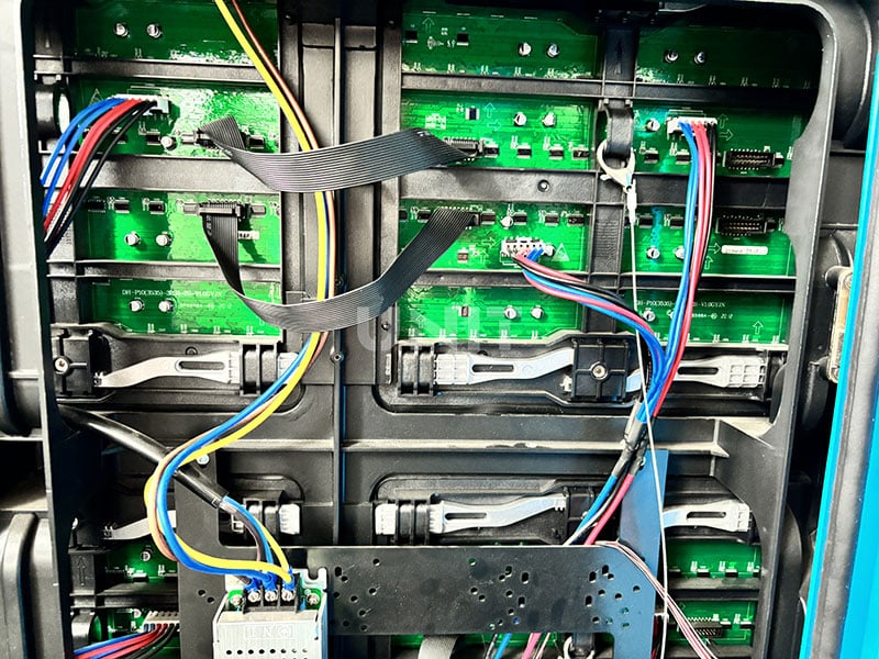 LED-display-cables