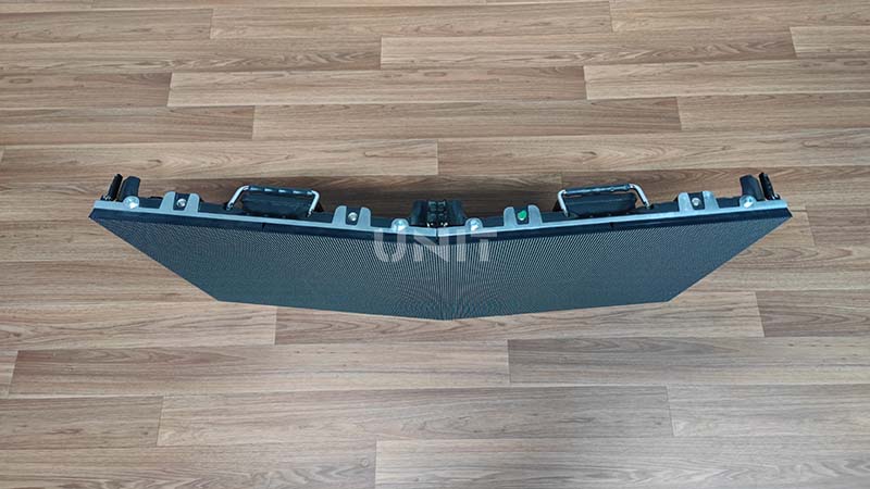 convex-screen-front-view