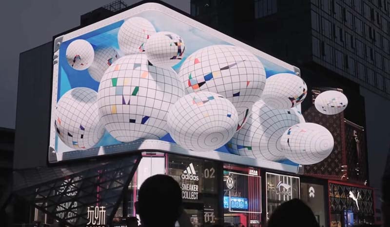 Louis Vuitton 3D ad case