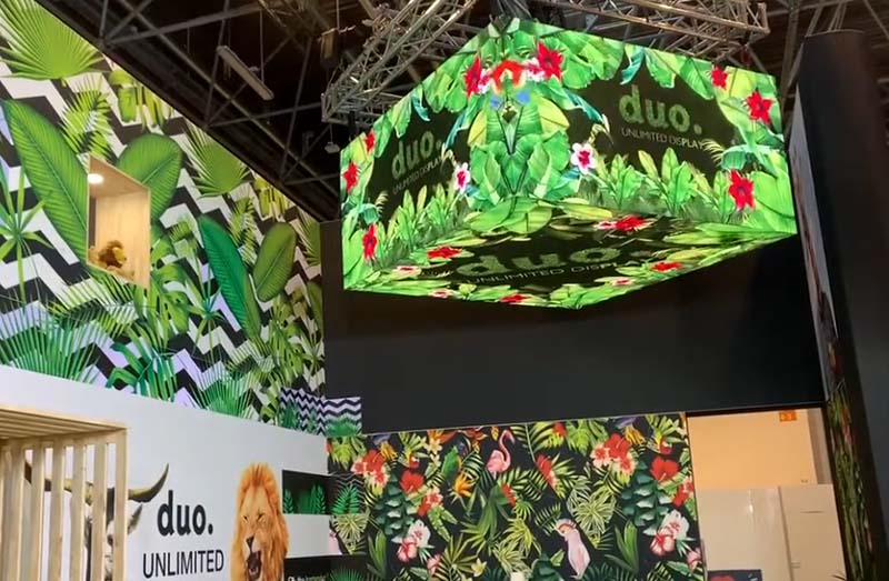 magic-cube-display-LED-booth