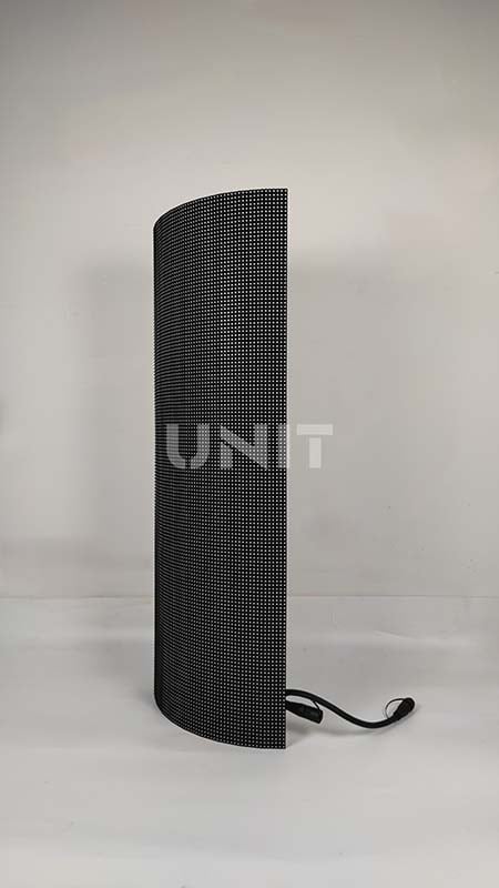 EV960 curved LED display