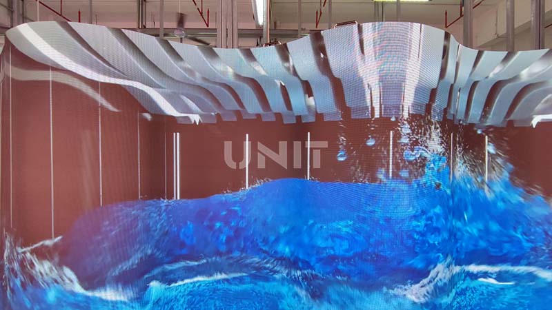 S-shape curved LED display