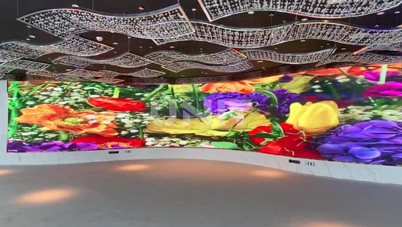 curved LED video wall