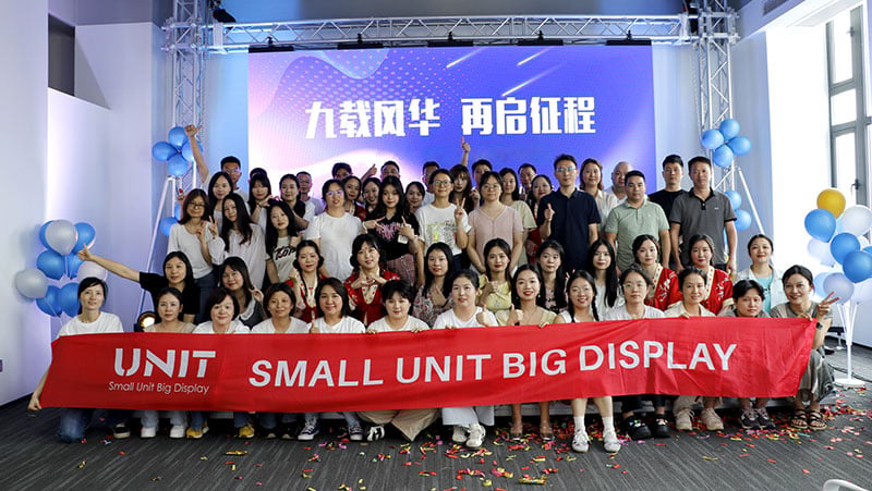 UNIT-LED-Display-Team