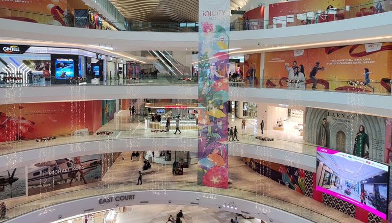 LED Signs for Retail & Shopping Centers