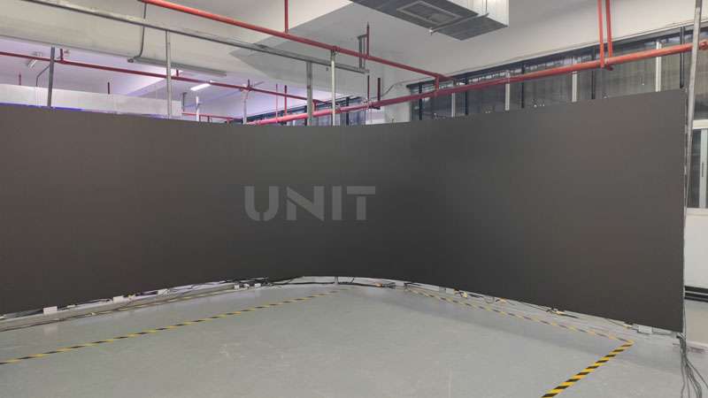 MA600 Curved LED Screen Front