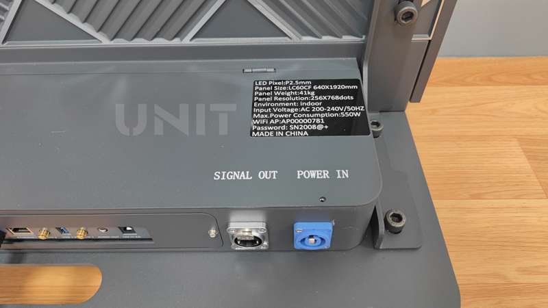 LC60F Details 2