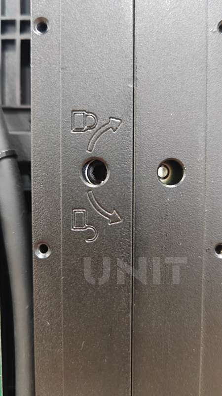 LC60CF Details 4