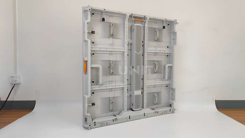 ES960 Back and Side View 2